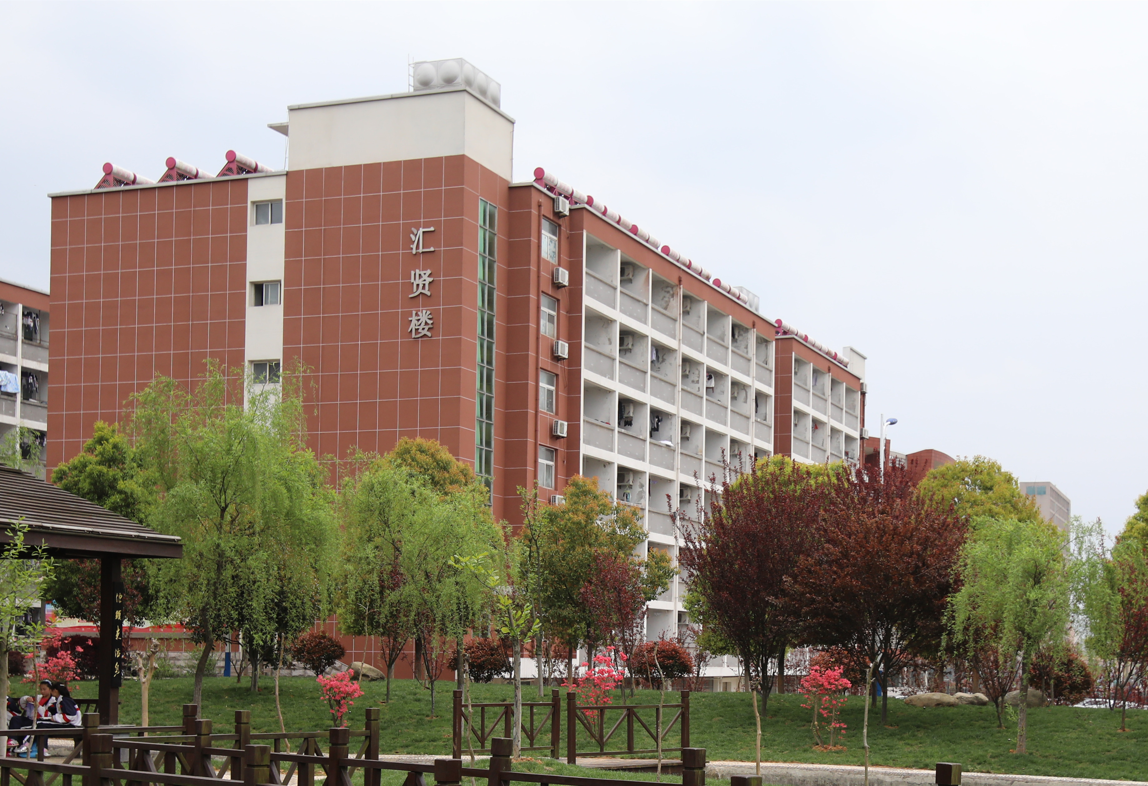 霍山文峰学校