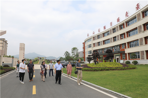 六安博文学校,英山县博文实验学校来霍山文峰学校参观交流