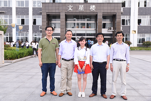 霍山文峰学校